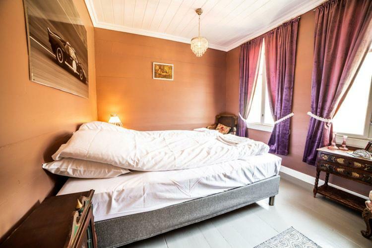 Laerdalsoren Motor Guesthouse Lærdalsøyri Buitenkant foto