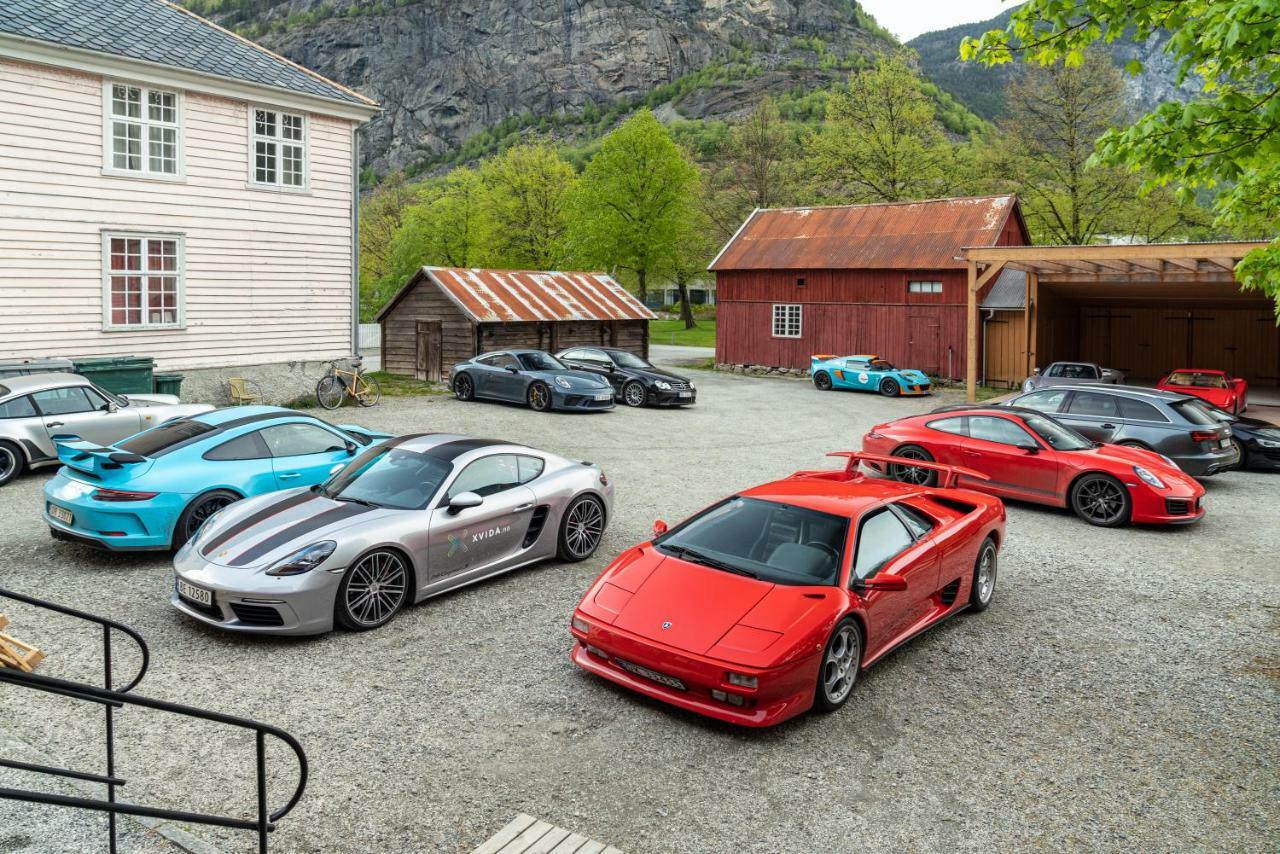 Laerdalsoren Motor Guesthouse Lærdalsøyri Buitenkant foto